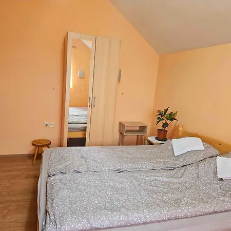 Inn Guljas Carda Old Supljak