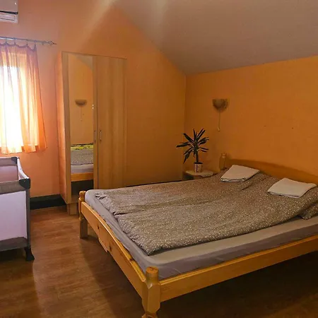 Guljas Carda Old Supljak