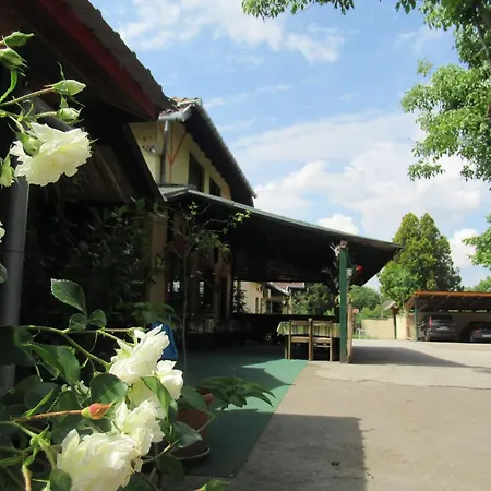 Inn Guljas Carda Old Supljak
